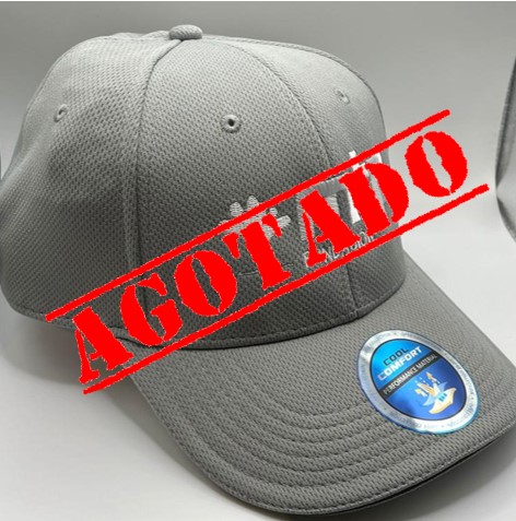 Gorra gris claro de visera curva con logotipo de Fundación MTP. AGOTADA.